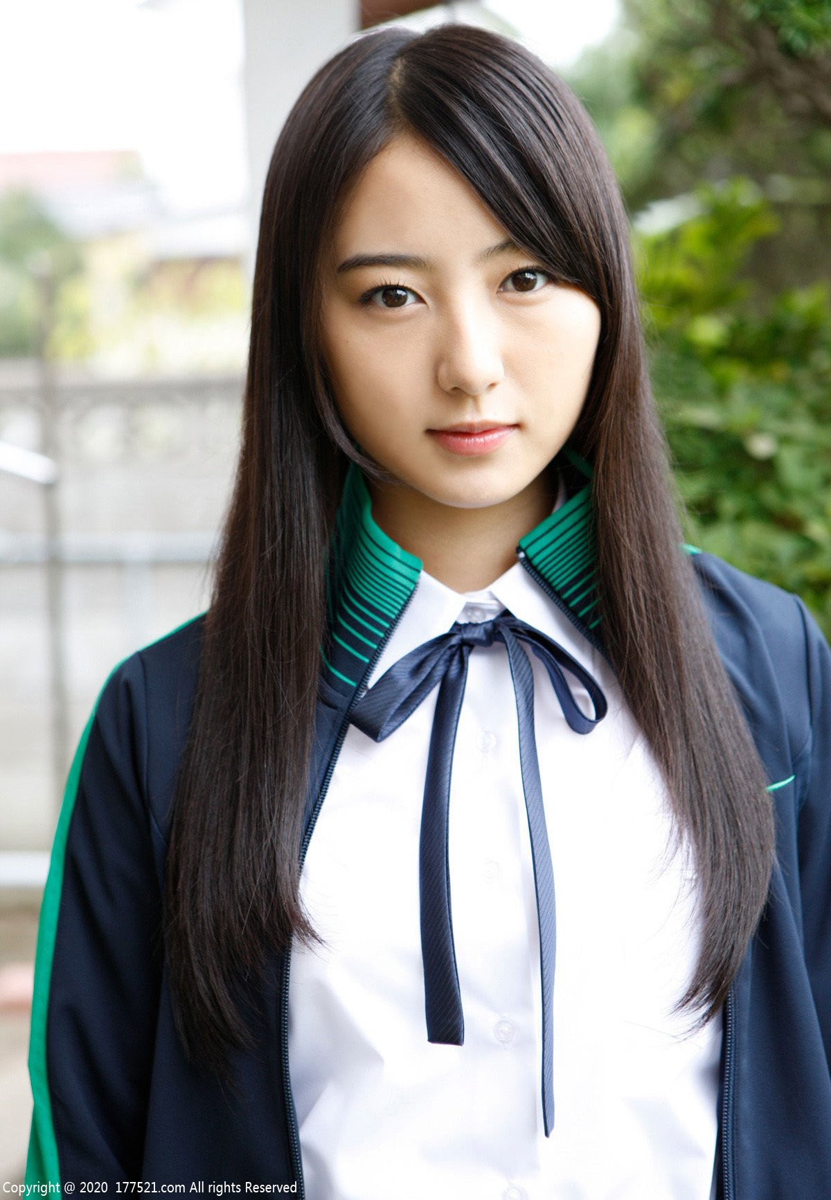高田里穂 高田里穂