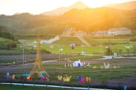 山下花海·快乐谷