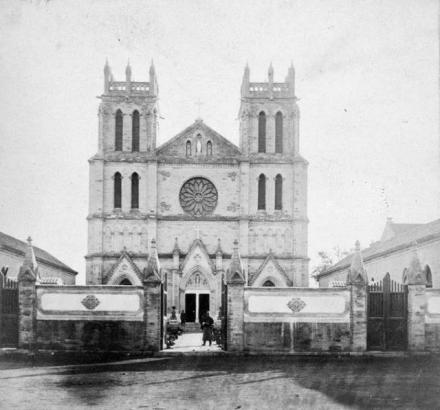 1871年约翰·汤姆逊拍摄的蚕池口教堂