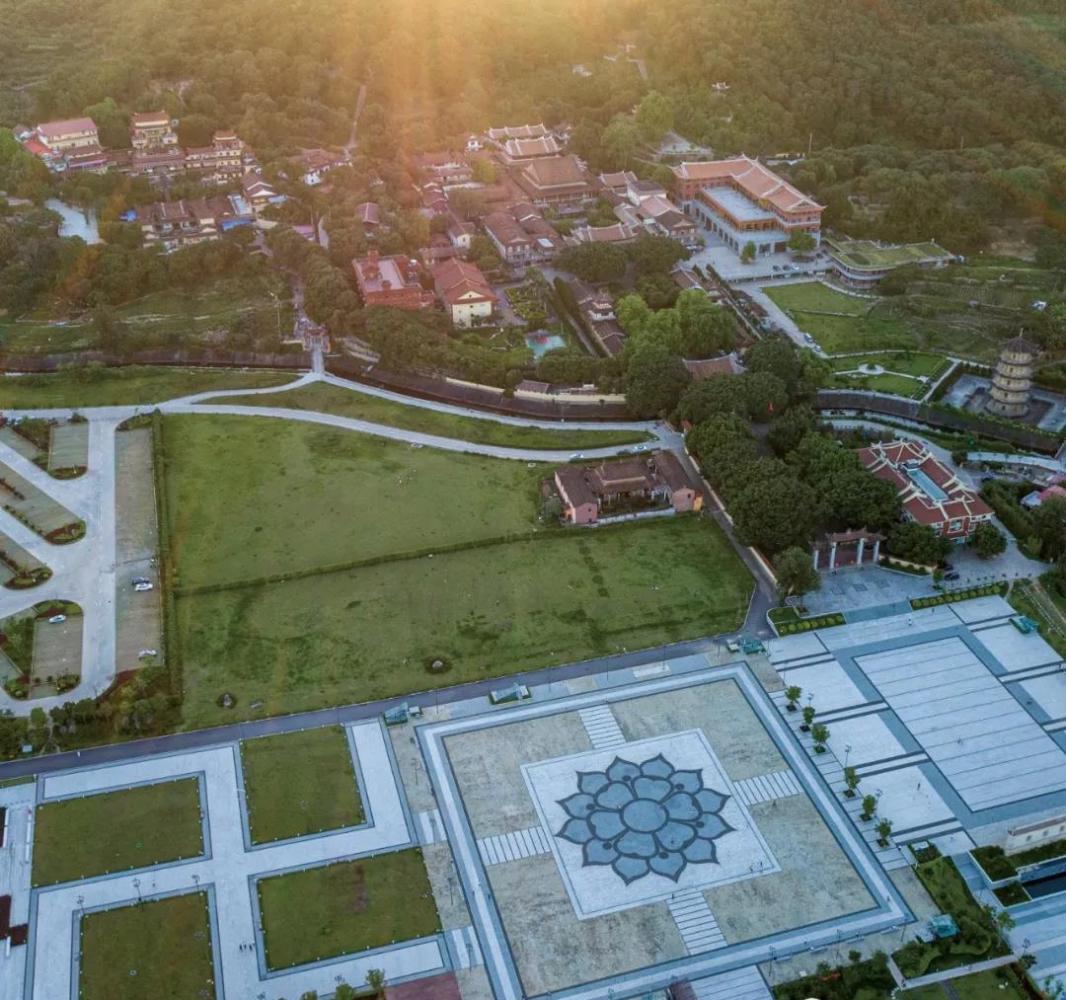 莆田南山广化寺 