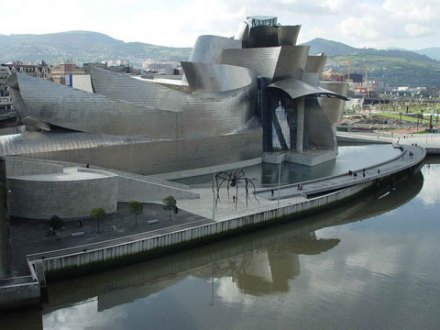 毕尔巴鄂古根海姆博物馆