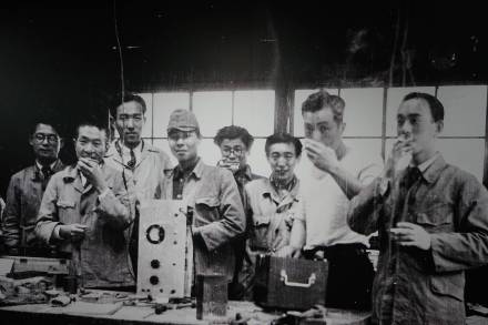 搬迁至工厂时，公司内部的环境