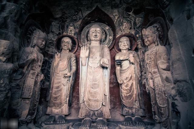 皇泽寺摩崖造像