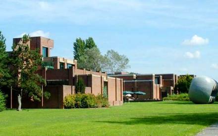 尼斯大学（感谢原图作者）