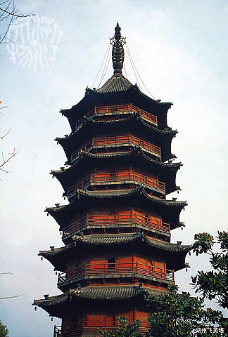 飞英塔外景图