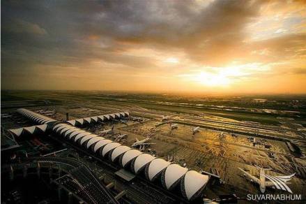 素万纳普国际机场