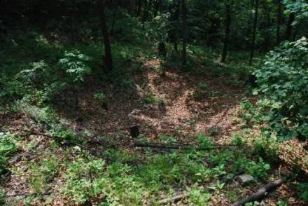 高俭地山城土坑