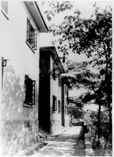 中共代表团驻地旧址 