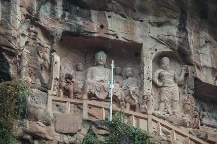 石笋山摩崖造像