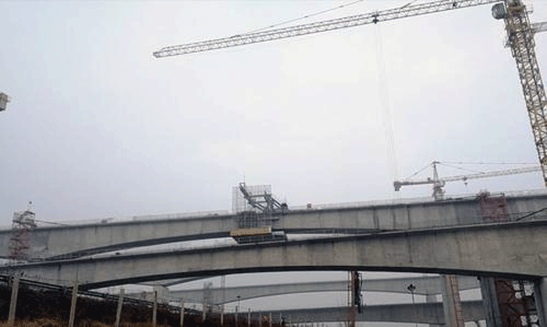 郑阜高速铁路跨商登高速单线特大桥