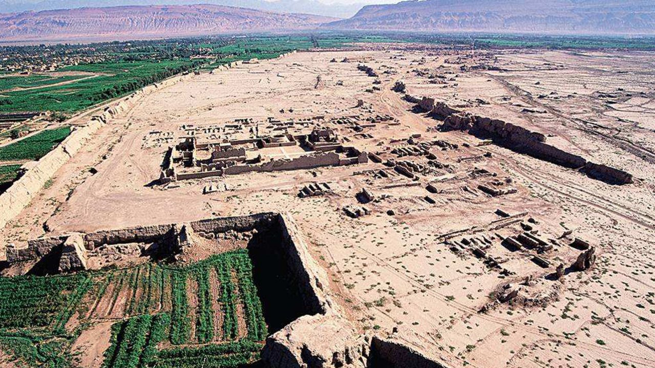 高昌故城全景图