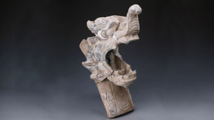 泥质灰陶龙形构件