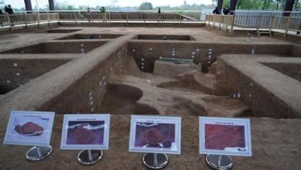 图为仰韶村遗址考古现场。 