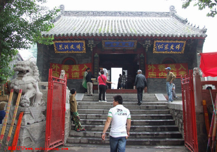 沈阳慈恩寺山门