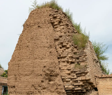 南门外瓮城残墙