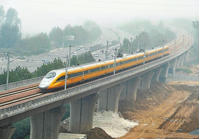 动检车在郑开城际铁路上执行联调联试任务 