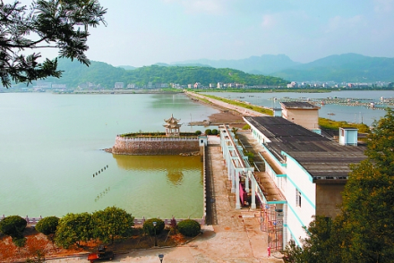 江厦潮汐试验电站