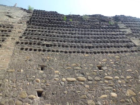 砥洎城