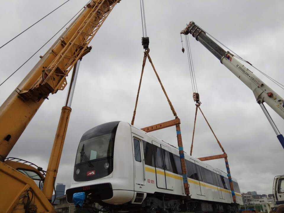 南昌地铁2号线营运列车