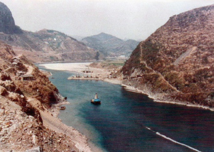 清江长阳隔河岩段