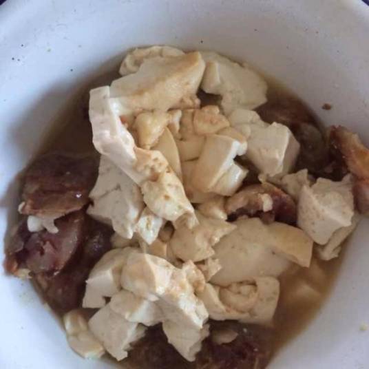 香肠炒豆腐