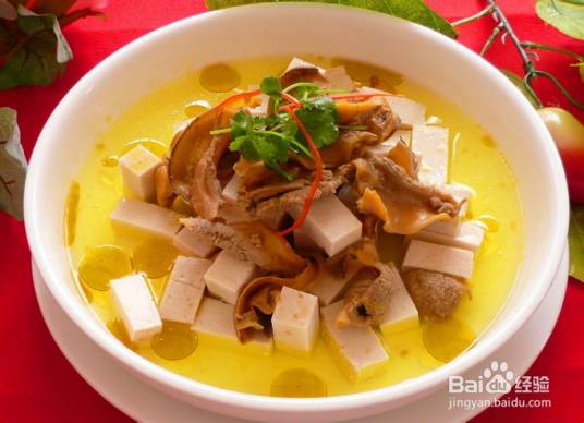 咸肉河蚌炖豆腐
