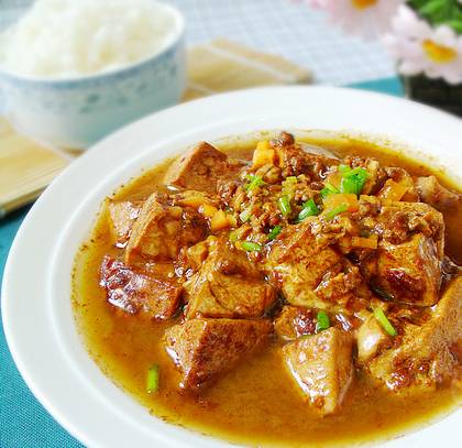 肉酱烧豆腐