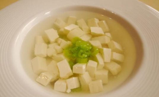芹菜豆腐汤