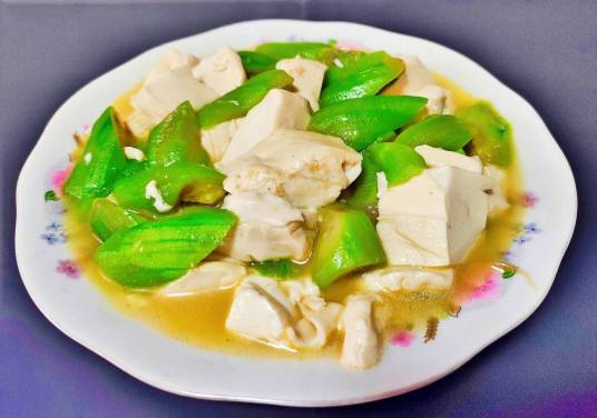 丝瓜烧豆腐