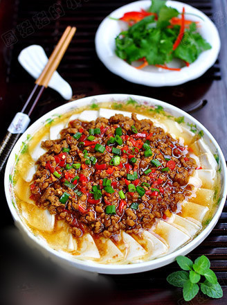 飘香嫩豆腐和其他菜肴
