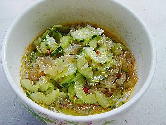 青瓜拌海蜇