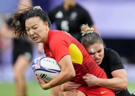 2024巴黎奥运会，中国女子七人制橄榄球队比赛现场