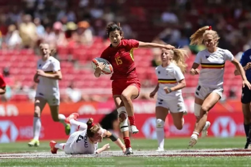 2024巴黎奥运会，中国女子七人制橄榄球队比赛现场