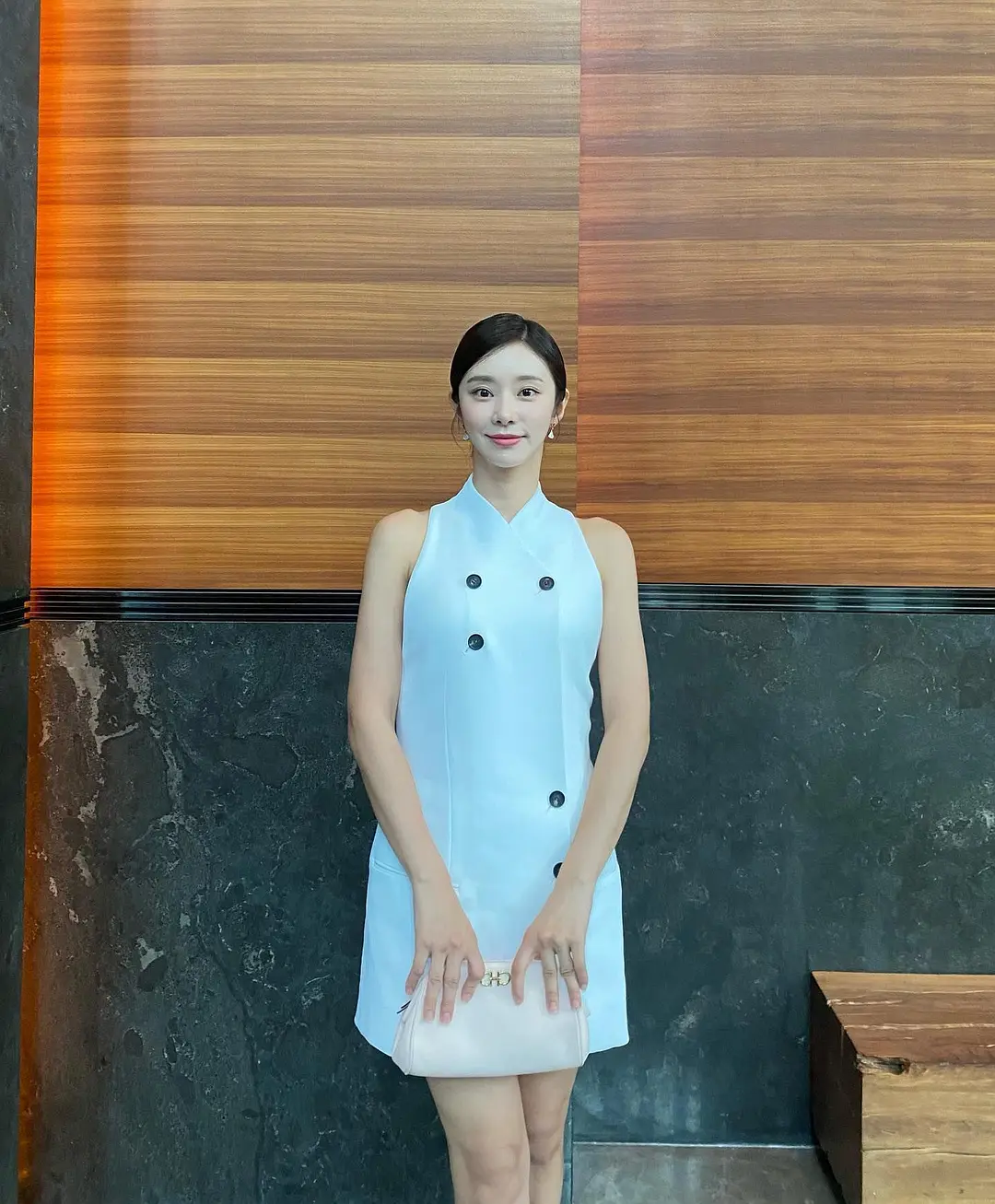 李主傧