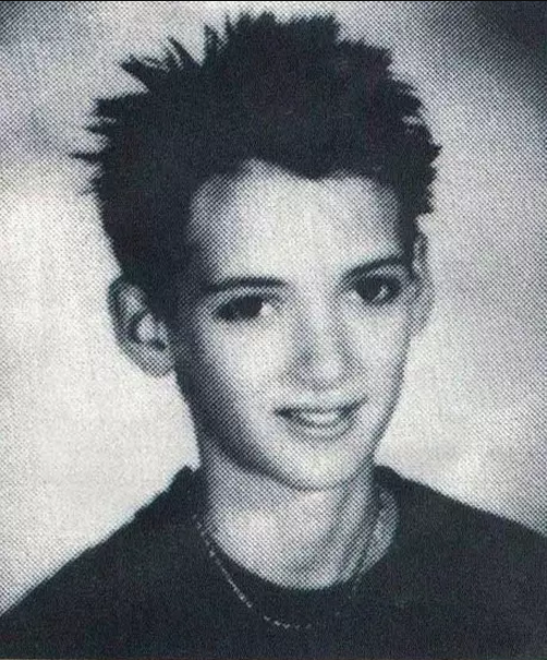 14岁时的薇诺娜