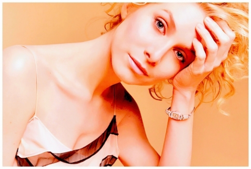 Elizabeth Mitchell 27