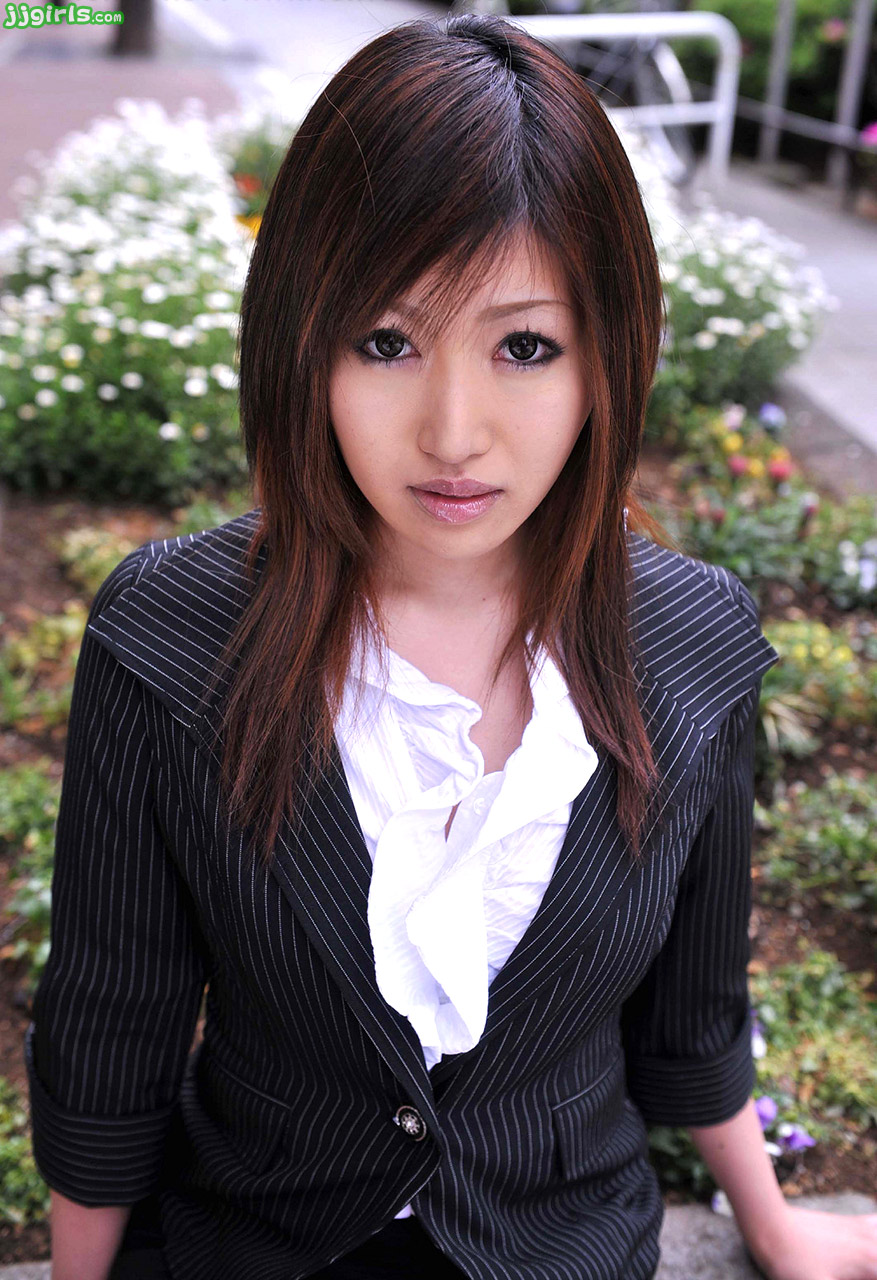 朝比奈琉依 朝比奈琉依