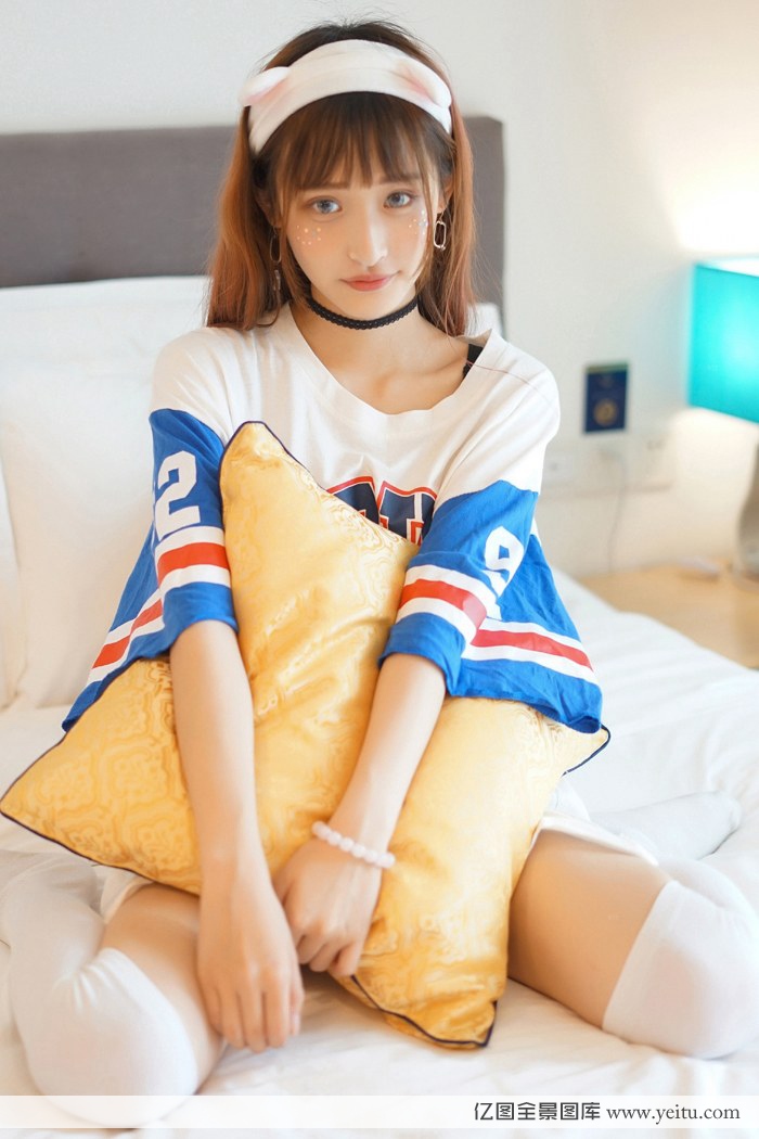 小狐狸精little贝壳清纯清新校服内衣写真 小狐狸精little贝壳清纯清新校服内衣写真