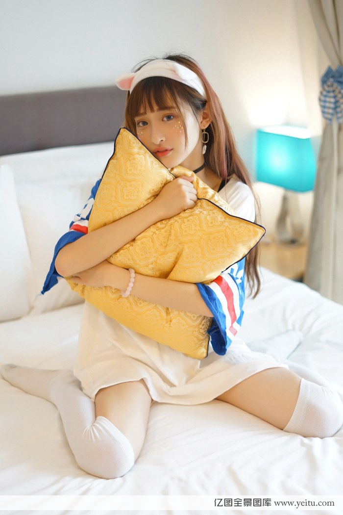 小狐狸精little贝壳清纯清新校服内衣写真 小狐狸精little贝壳清纯清新校服内衣写真