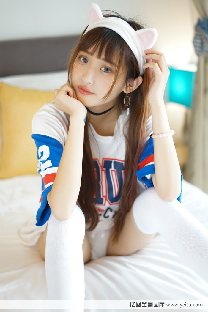小狐狸精little贝壳清纯清新校服内衣写真 小狐狸精little贝壳清纯清新校服内衣写真