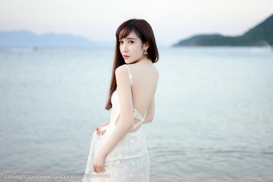 尤蜜荟美女模特Eva_茜茜越南芽庄比基尼旅拍 尤蜜荟美女模特Eva_茜茜越南芽庄比基尼旅拍