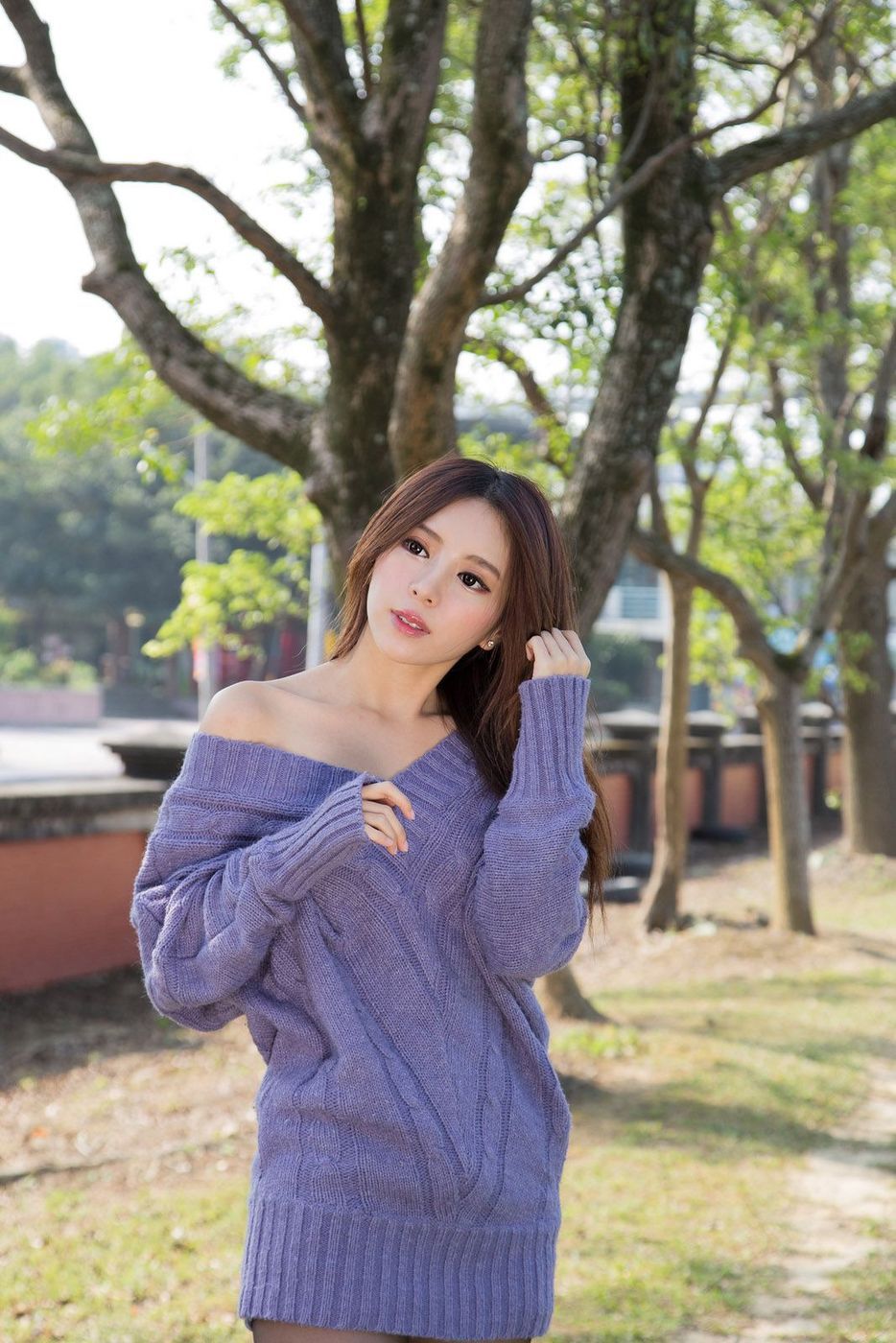 台湾大眼美女正妹张齐郡JULIE娇好面容黑丝美腿踏青外拍 台湾大眼美女正妹张齐郡JULIE娇好面容黑丝美腿踏青外拍