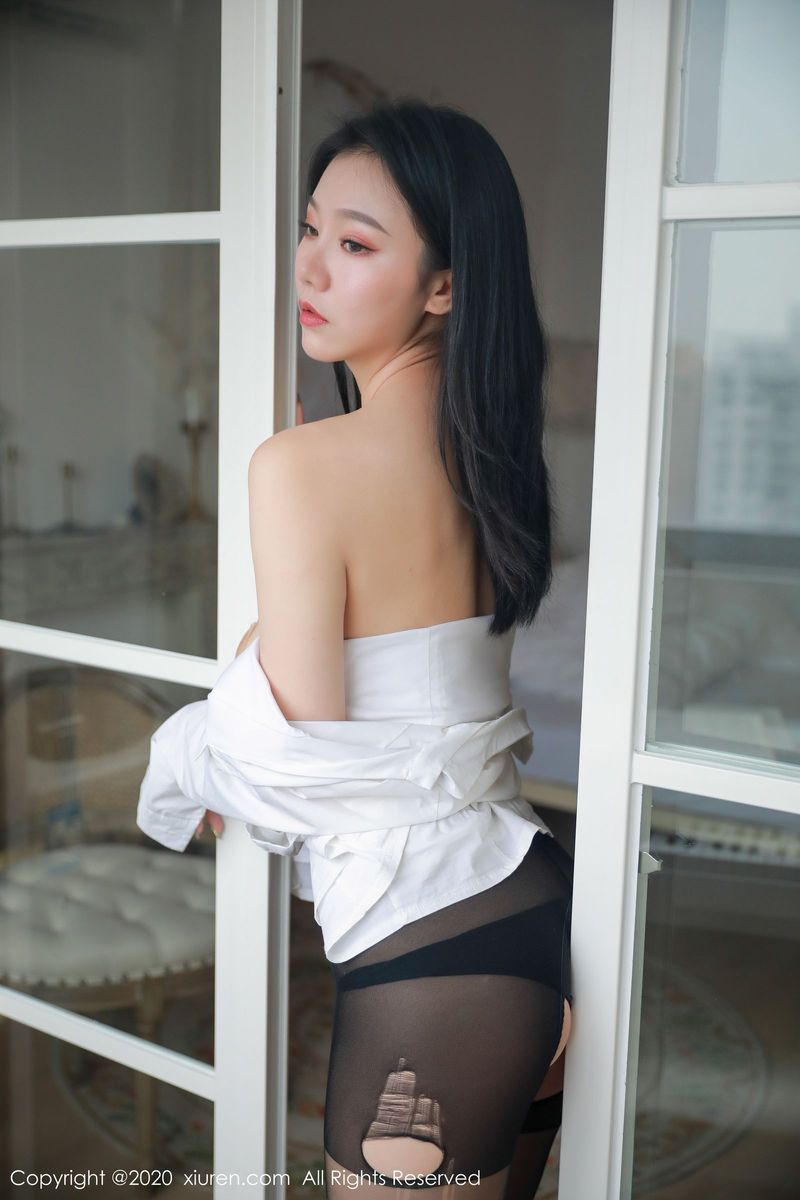 美女模特YUNDUOER_开档黑丝情趣制服白衬衣诱人写真 美女模特YUNDUOER_开档黑丝情趣制服白衬衣诱人写真