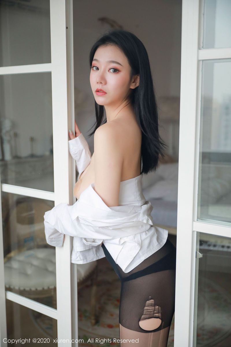美女模特YUNDUOER_开档黑丝情趣制服白衬衣诱人写真 美女模特YUNDUOER_开档黑丝情趣制服白衬衣诱人写真
