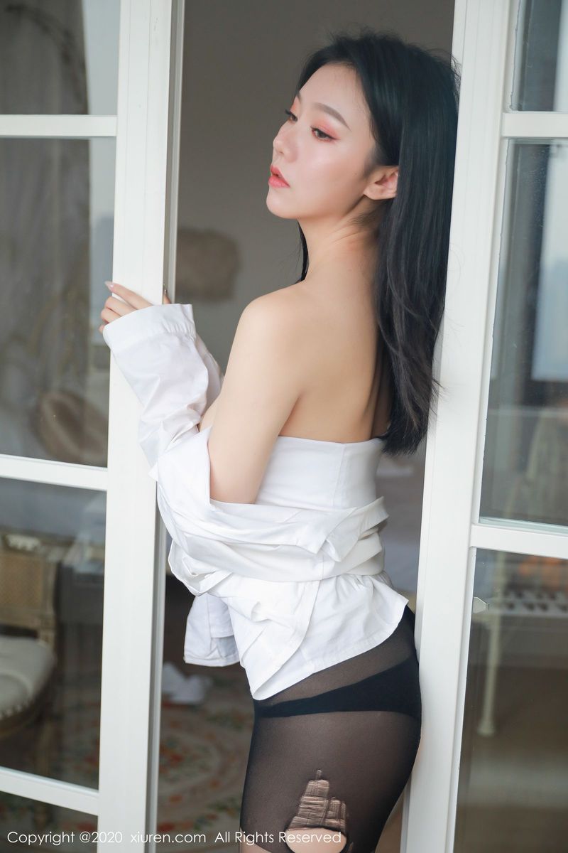 美女模特YUNDUOER_开档黑丝情趣制服白衬衣诱人写真 美女模特YUNDUOER_开档黑丝情趣制服白衬衣诱人写真