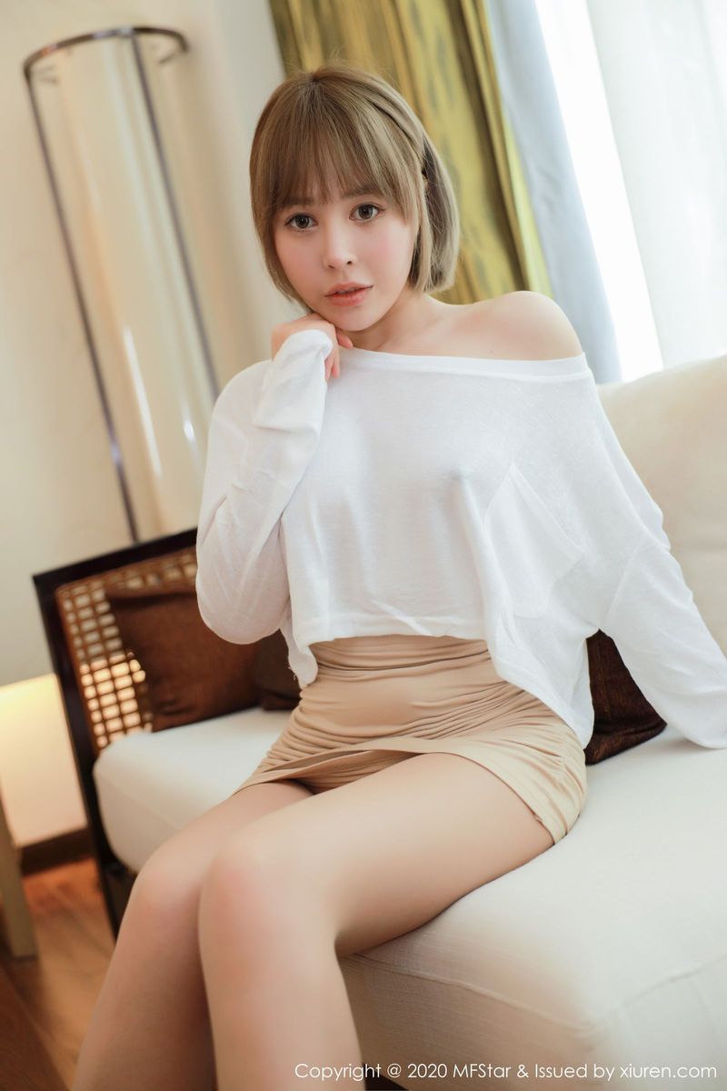 美女模特夏天Sienna丝袜美腿浑圆娇媚真空三亚旅拍 美女模特夏天Sienna丝袜美腿浑圆娇媚真空三亚旅拍