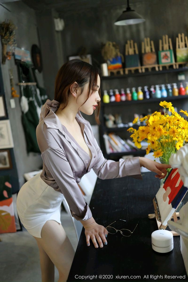 性感美女徐cake包臀裙&紫衬衫画室主题剧情系列写真 性感美女徐cake包臀裙&紫衬衫画室主题剧情系列写真