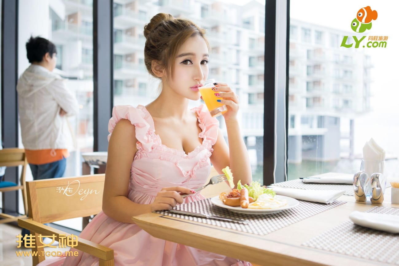 美女模特艾希Ice多套服饰女神去哪儿系列写真 美女模特艾希Ice多套服饰女神去哪儿系列写真