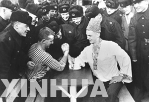一场比赛在士兵之间进行。
