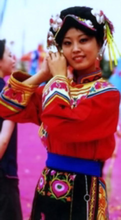 羌族服饰